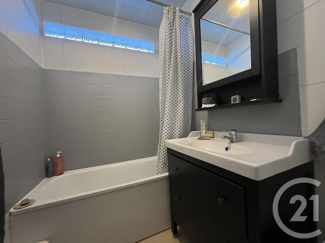 Appartement F3 à vendre - 4 pièces - 67.2 m2 - LIMOURS - 91 - ILE-DE-FRANCE - Century 21 Ld Immobilier