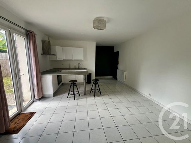 Appartement F1 à vendre - 1 pièce - 30.0 m2 - VAUGRIGNEUSE - 91 - ILE-DE-FRANCE - Century 21 Ld Immobilier
